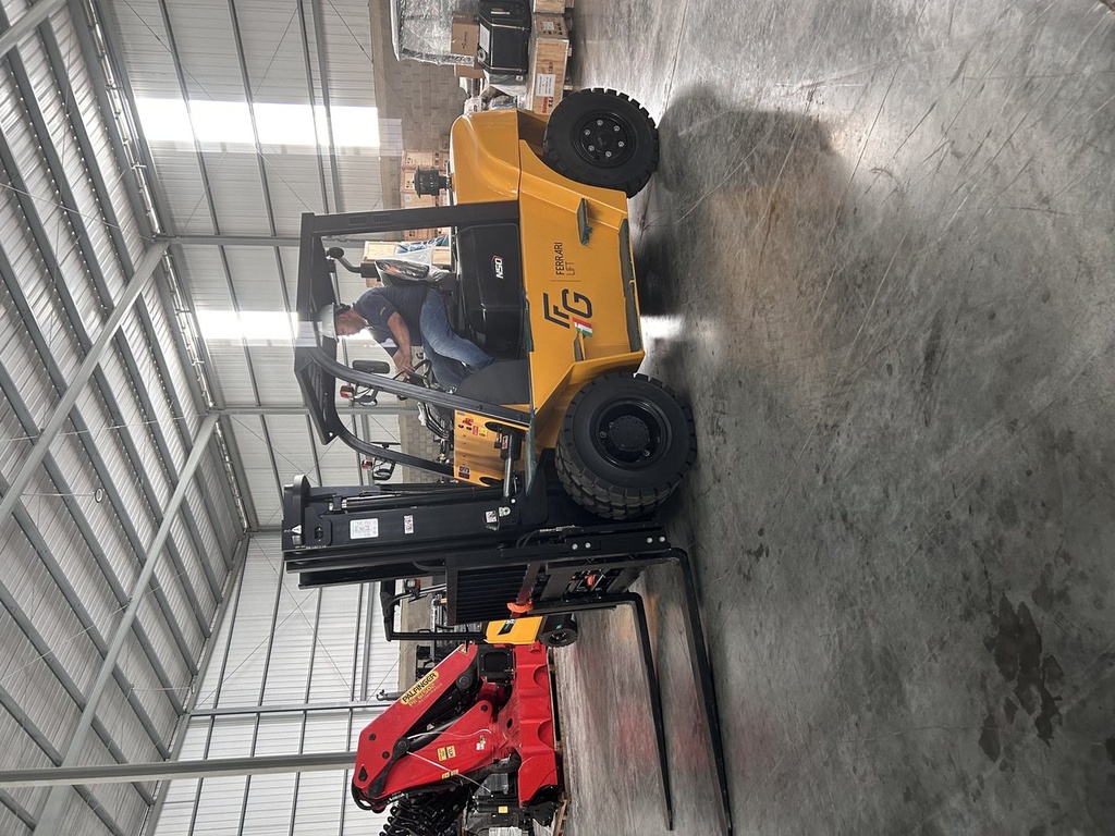 MONTACARGAS LIFTPRO DIÉSEL 5.0 TON — MOTOR ISUZU 6BG1