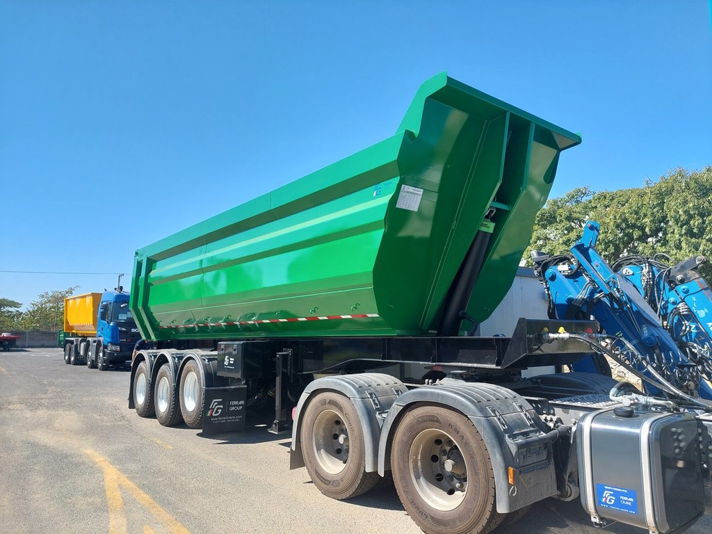[PF-VOL-OTR-FSTV3E30M-00198] SEMIRREMOLQUE 3 EJES PARA 12 LLANTAS TIPO VOLCO 30 M3