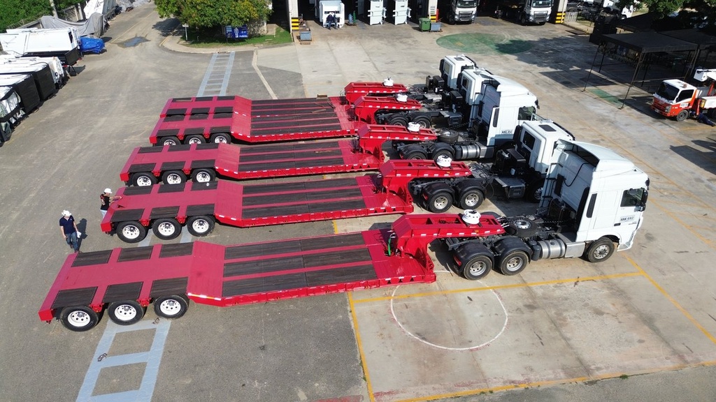SEMIRREMOLQUE TIPO CAMA BAJA 12 MT 3 EJES PARA 12 LLANTAS CAP 45 TON